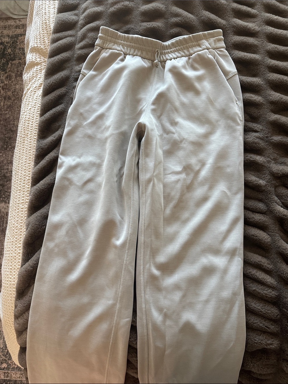 Lululemon softstreme river stone pants